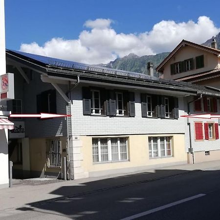 New.. Matten Central Family Suite, Sleeps 4 Matten bei Interlaken Екстер'єр фото